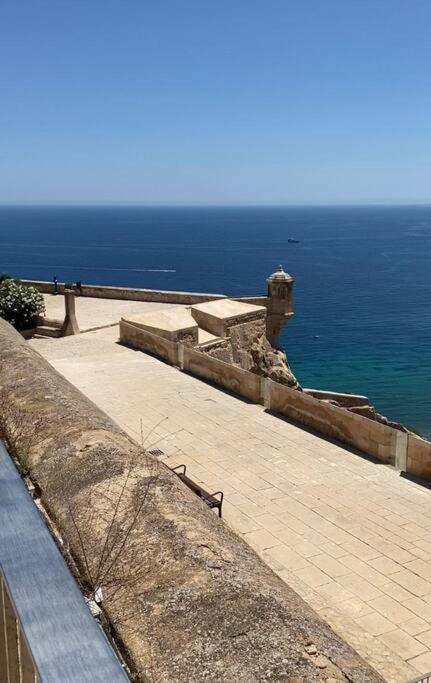 Apartamento Centro Rambla Alicante A Buitenkant foto